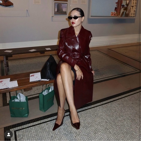 SAINT LAURENT LEE EMBELLISHED PATENT LEATHER SLINGBACK PUMP - Picture 16 of 16